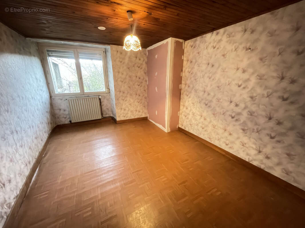 Maison à VELLECHEVREUX-ET-COURBENANS