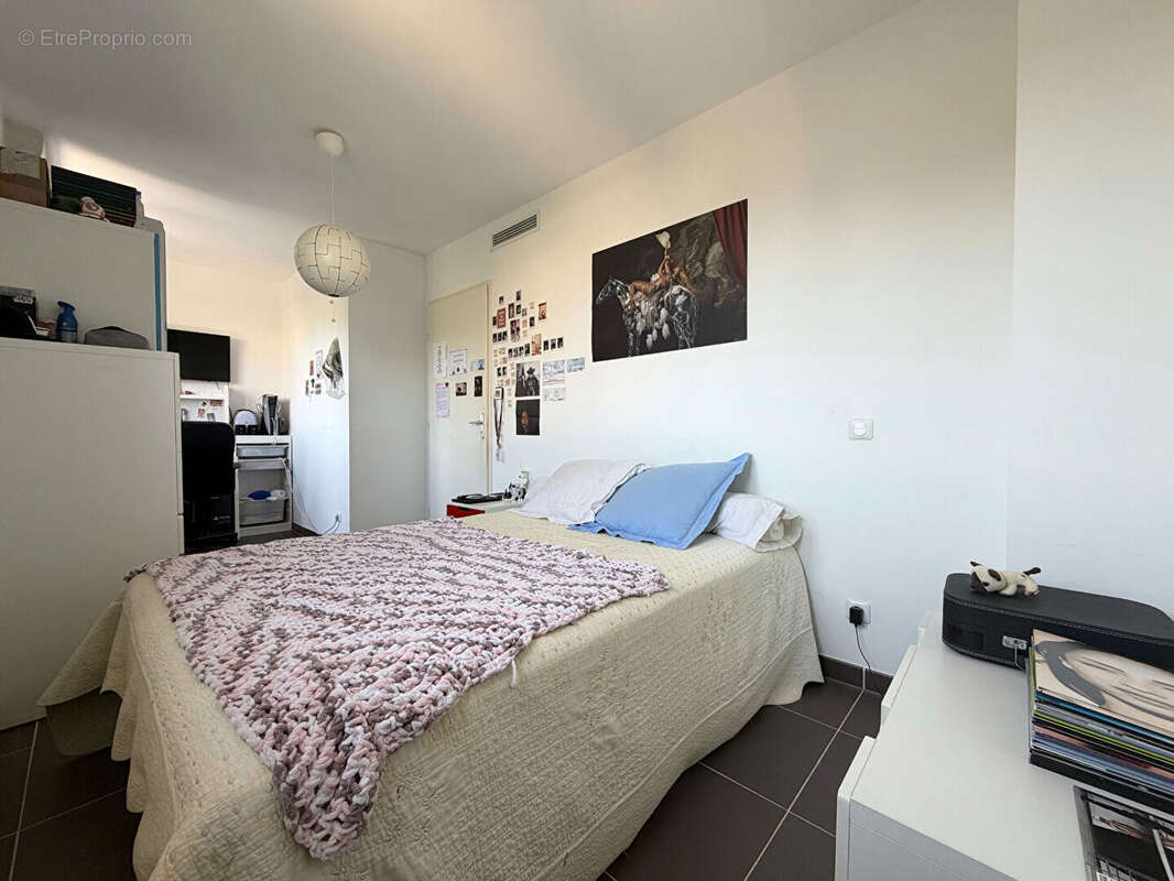 Maison à CHATEAUNEUF-LES-MARTIGUES