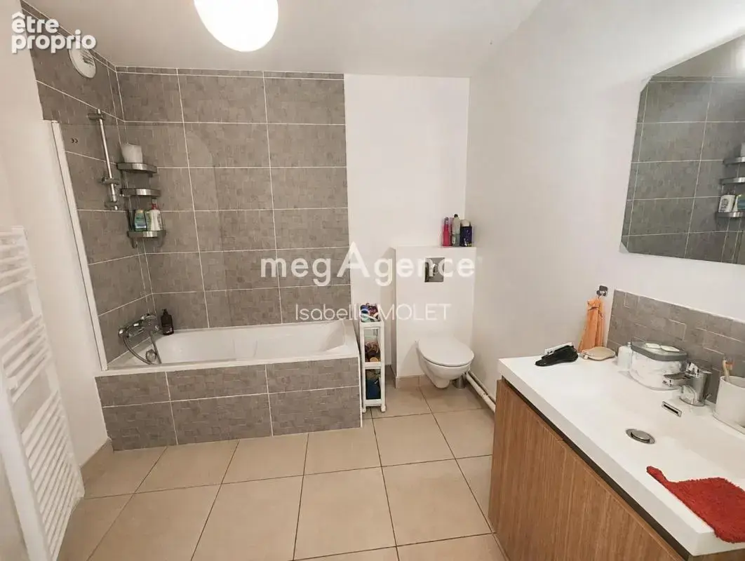 Appartement 4 chambres, deux terrasses, jardin, box - photo 11