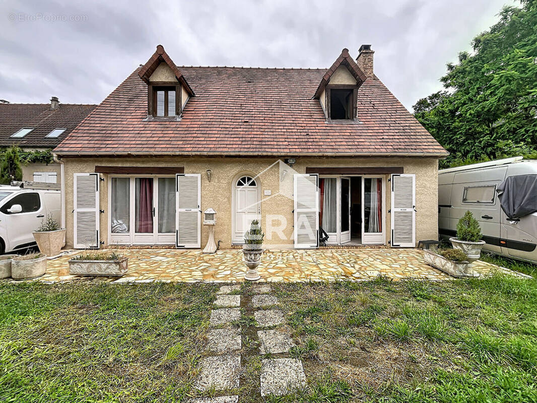Maison à ERAGNY
