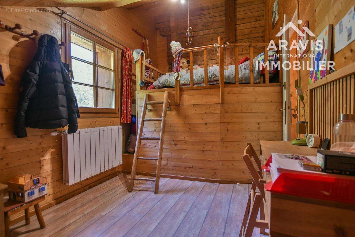 Maison à LE PETIT-BORNAND-LES-GLIERES