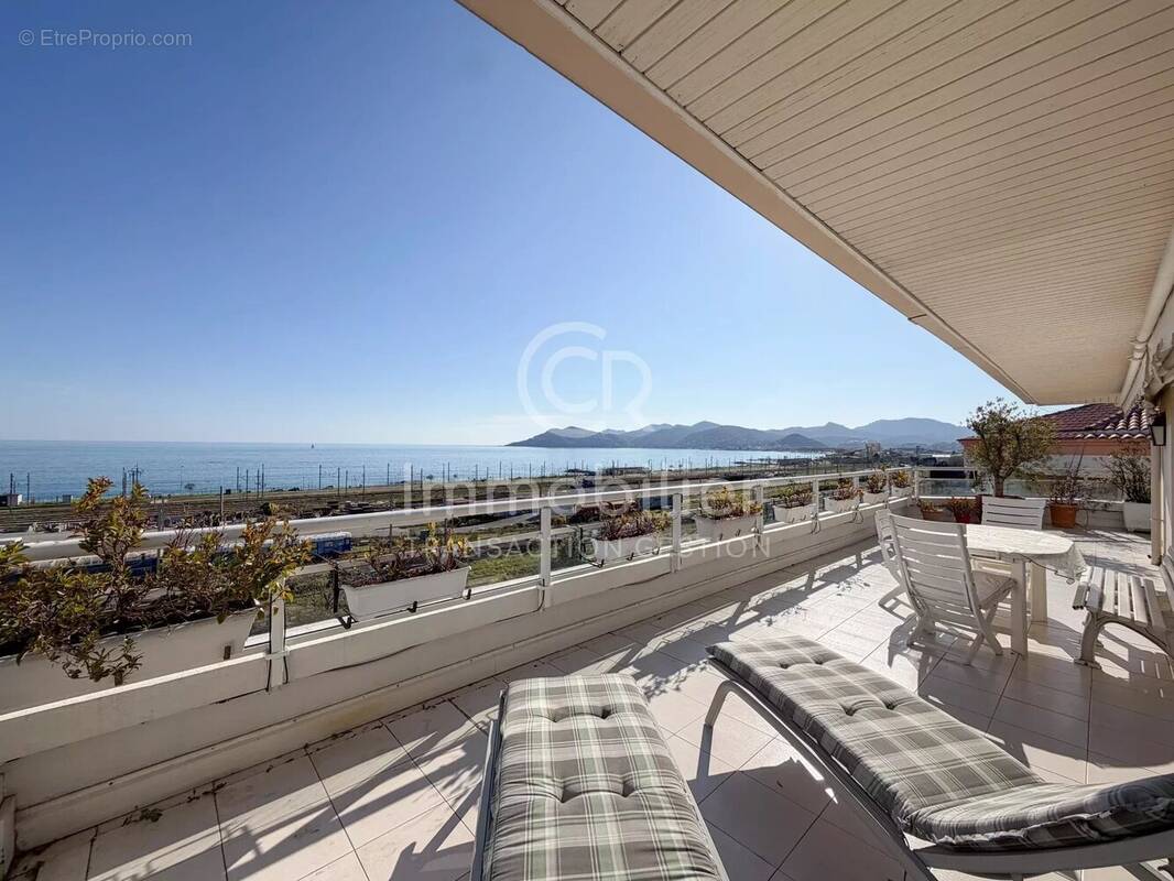 Appartement à CANNES