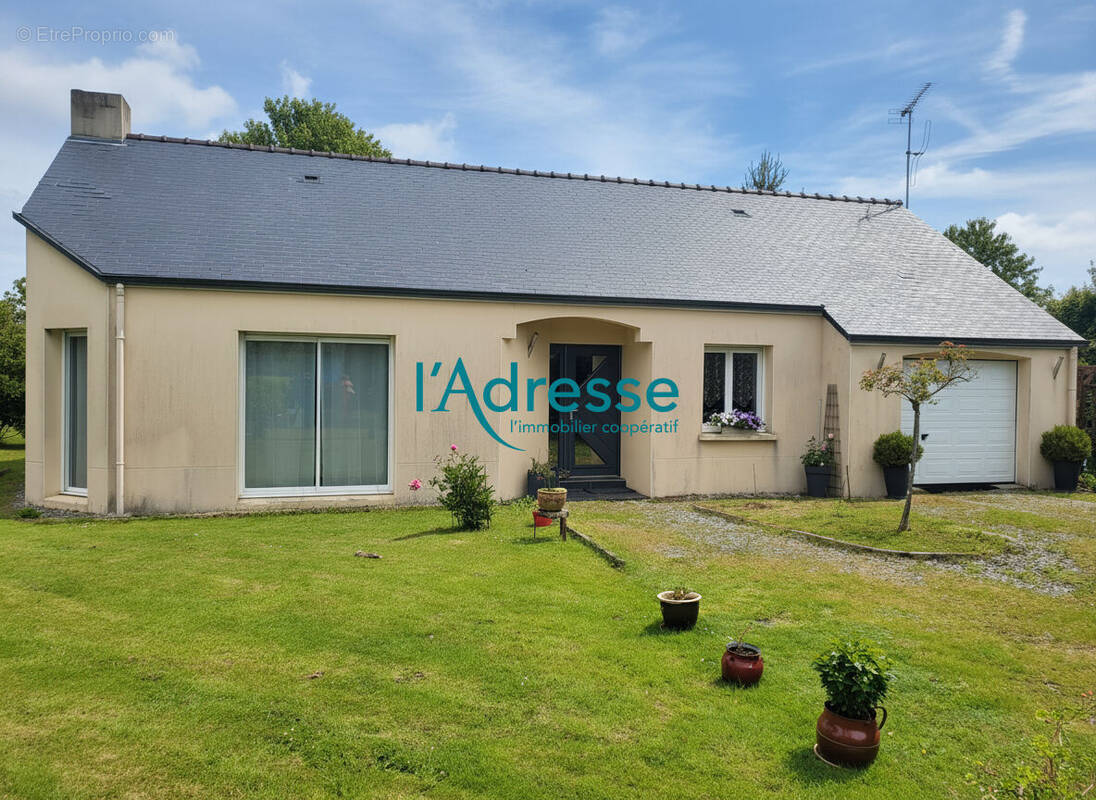 Maison à JUIGNE-DES-MOUTIERS