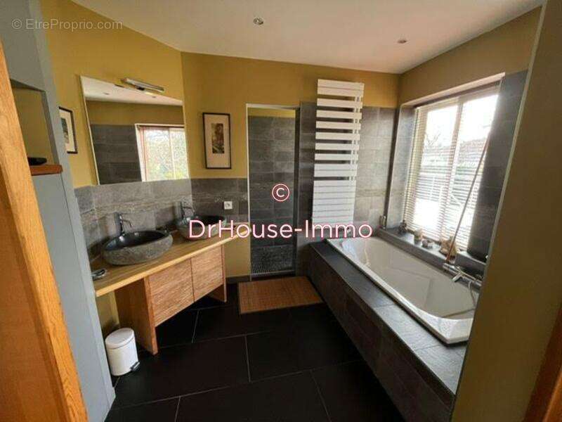 Maison à VILLENAVE-D&#039;ORNON