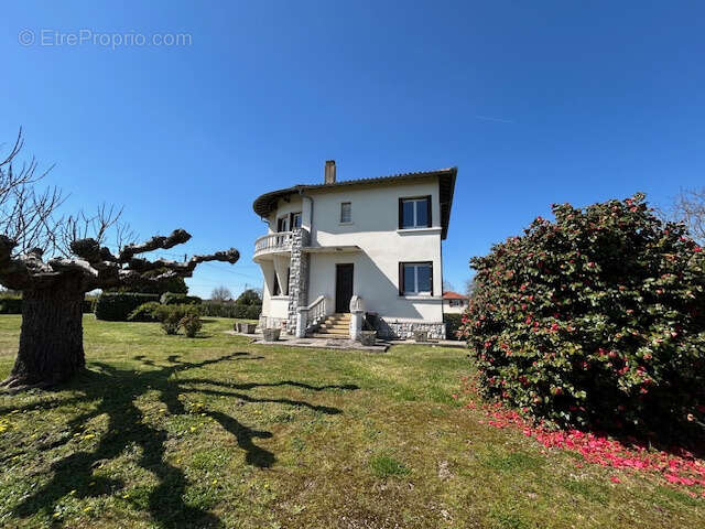 Maison à NOHIC