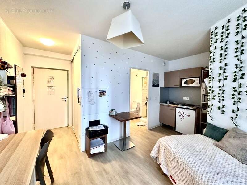 Studio 1 pièce - 19m2 - Marseille 1er - photo 2