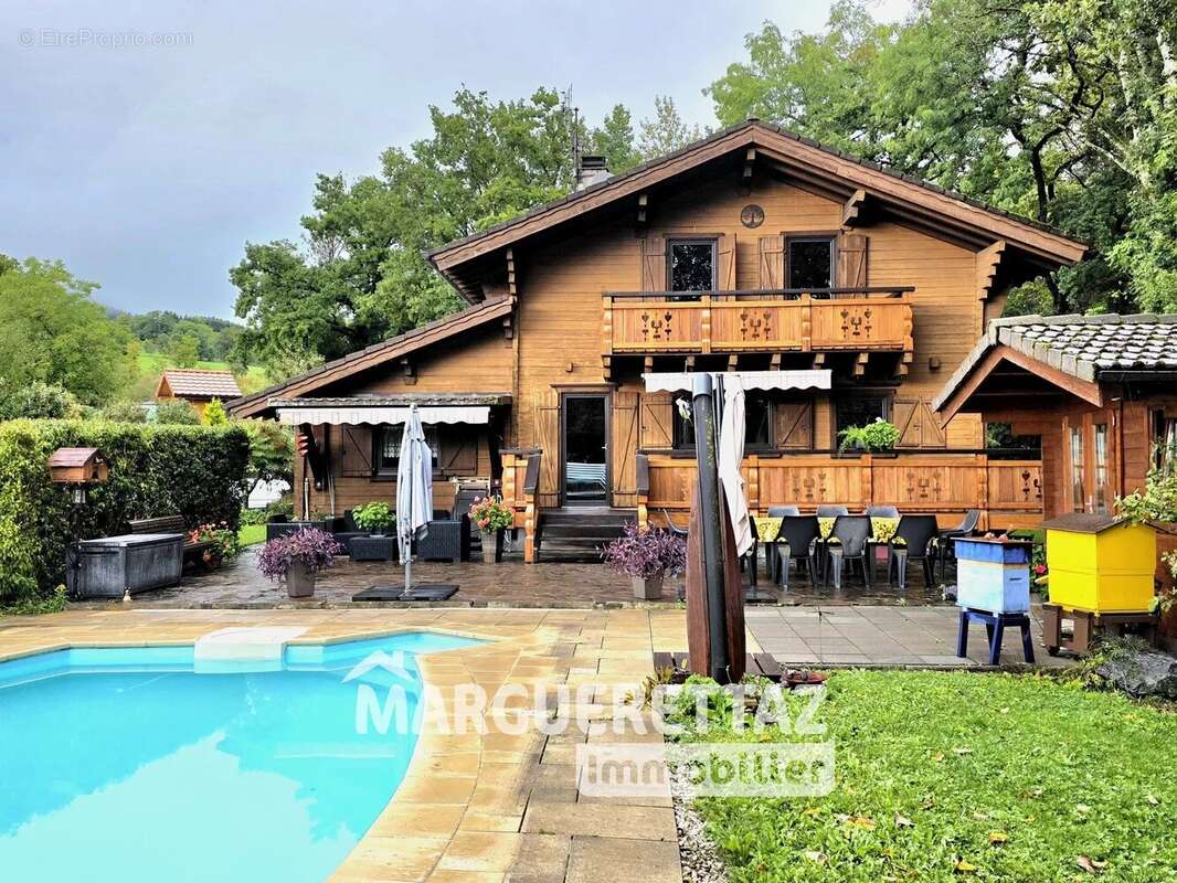 Maison à VIUZ-EN-SALLAZ