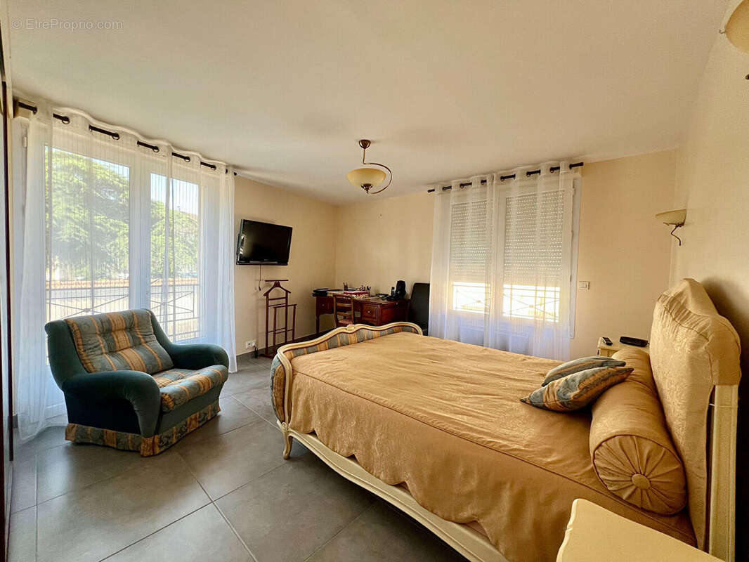 Appartement 3 pièces à vendre à Brie Comte Robert - Réf 2667 - photo 5