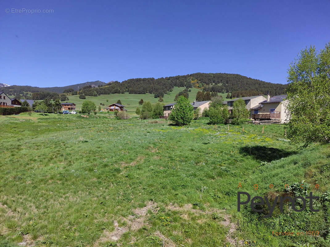 Terrain à PUYVALADOR