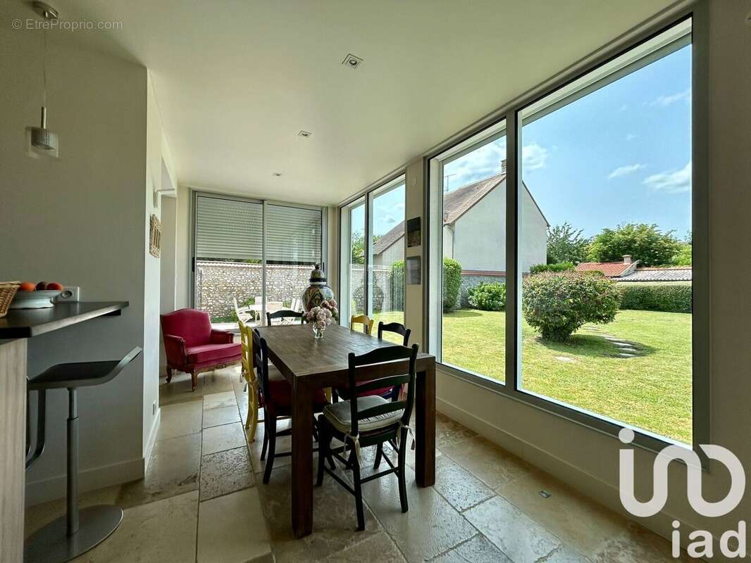 Photo 9 - Maison à ETRECHY