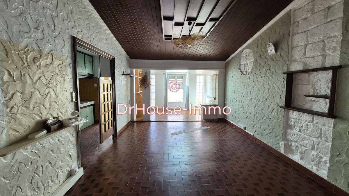 Appartement à AIGUES-MORTES