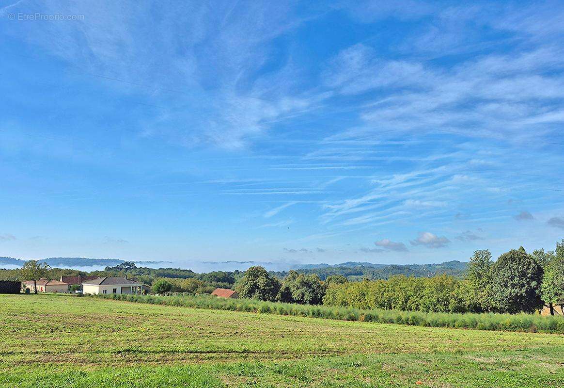 Maison à SAINT-CREPIN-ET-CARLUCET
