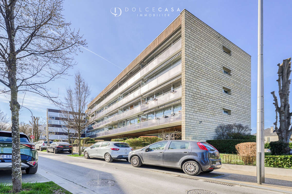 Appartement à LE PERREUX-SUR-MARNE