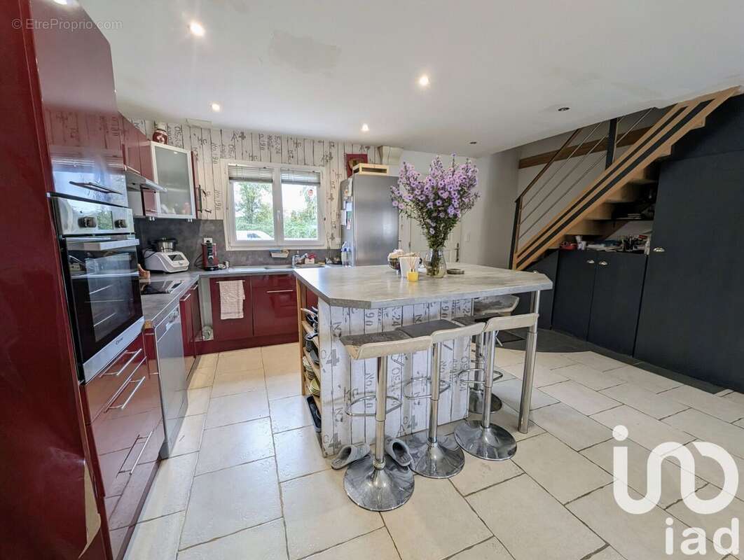 Maison 129 m² à La Harengere  - photo 6