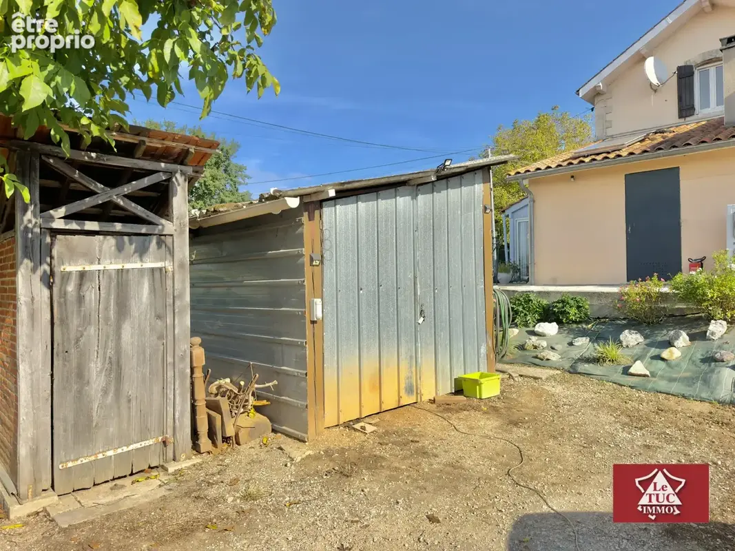 Maison en pierre avec jardin - photo 5