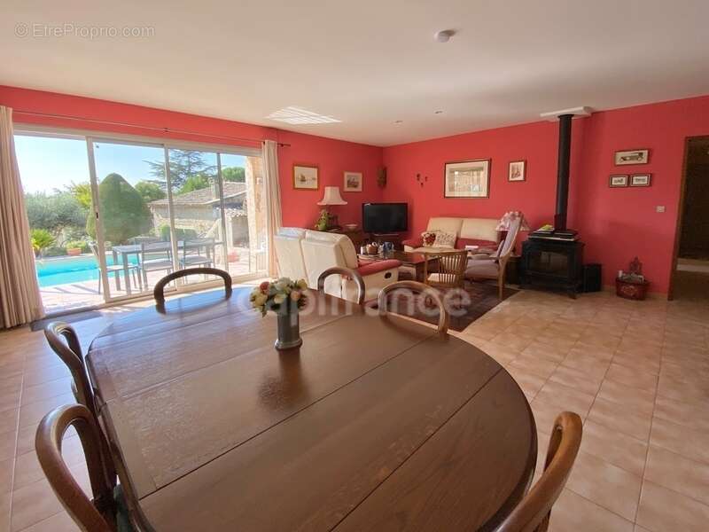 Maison à SAINT-MAXIMIN