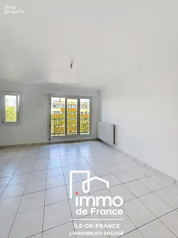 Studio rénové - Le Bourget - photo 9