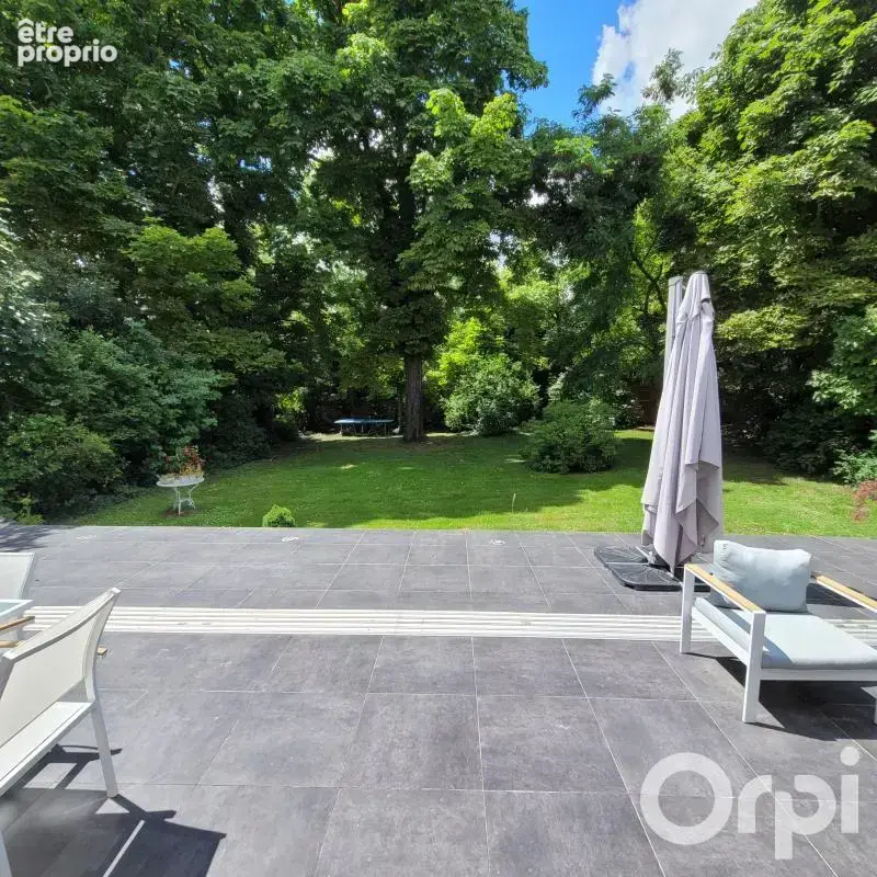Maison à Vendre de 8 pièces à Longjumeau - photo 12