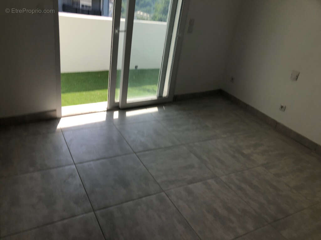 Appartement à MARSEILLE-15E