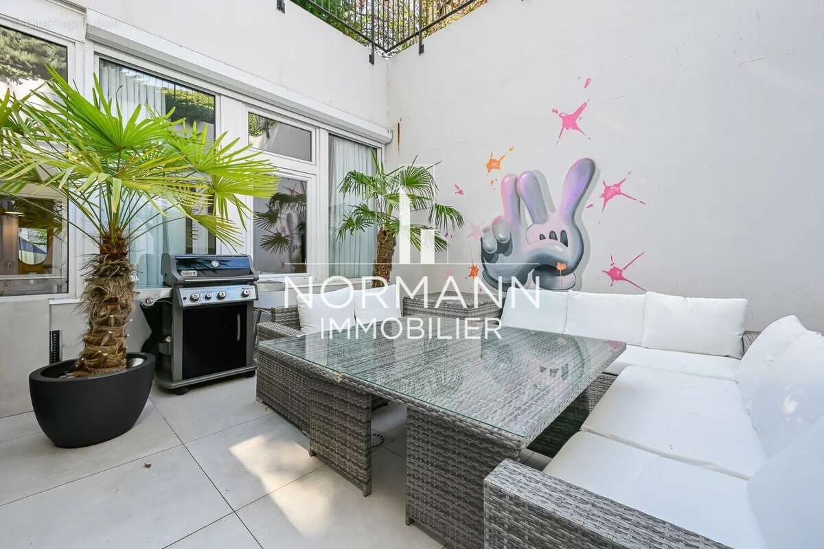 Appartement à SURESNES