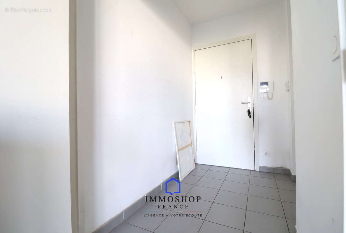 Appartement à MARSEILLE-9E