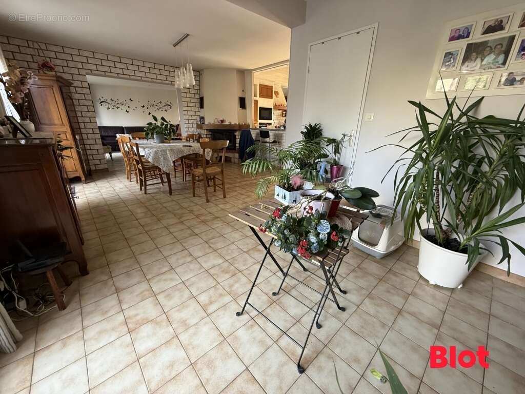Maison à BETTON