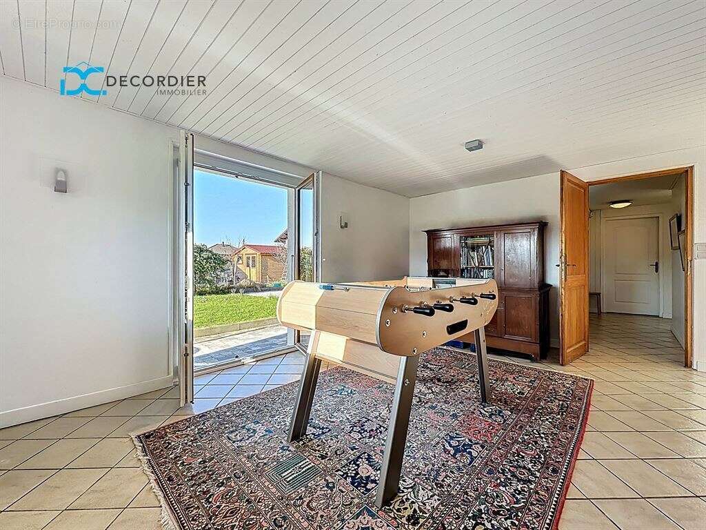 Maison à NEUVECELLE