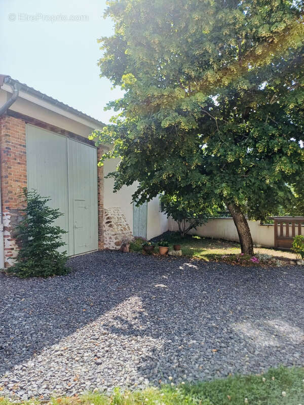 Maison à PUY-GUILLAUME