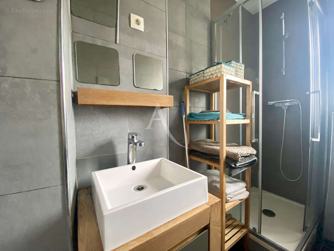 Appartement à PARIS-12E