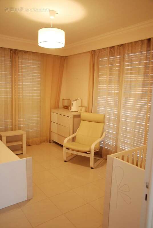 Appartement  - 4 pièces  - 119.0 m² -  890 000 € - À vendre - photo 7