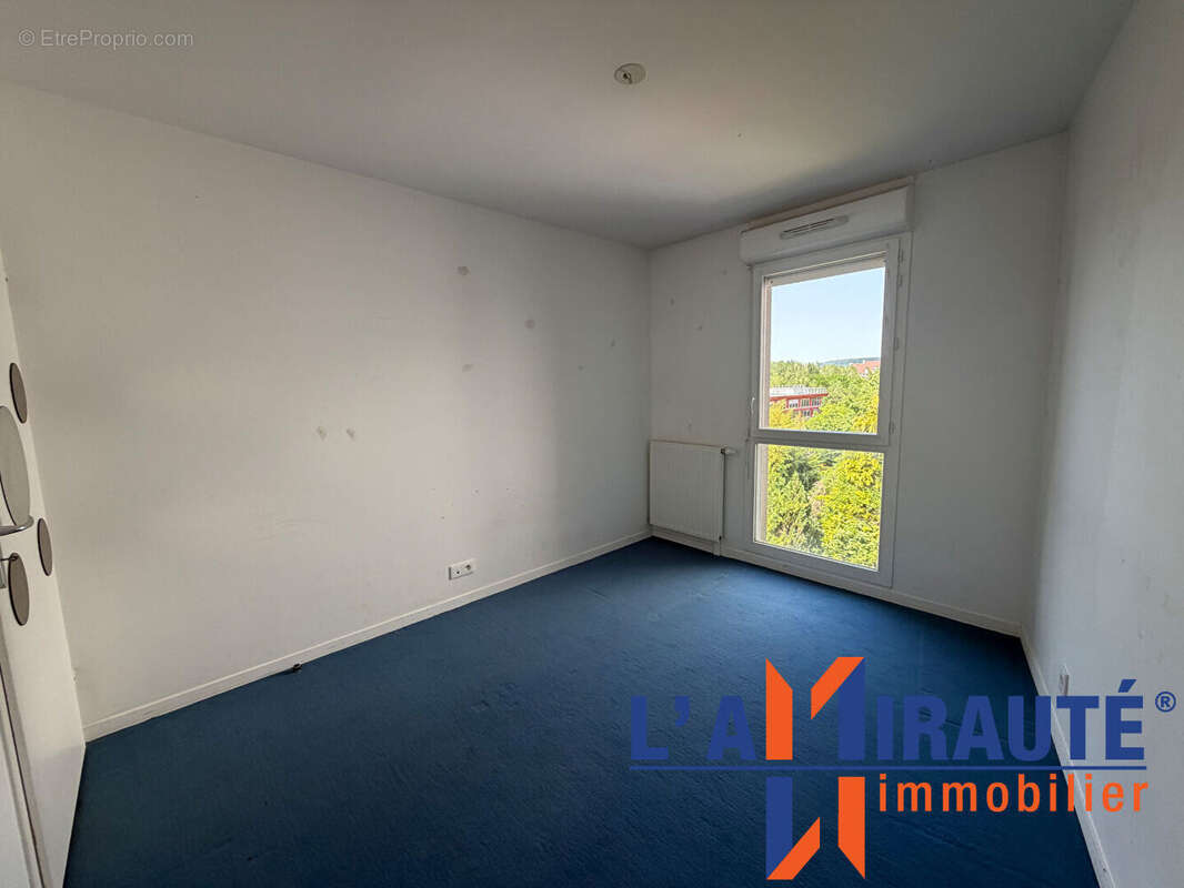 Appartement à SARTROUVILLE