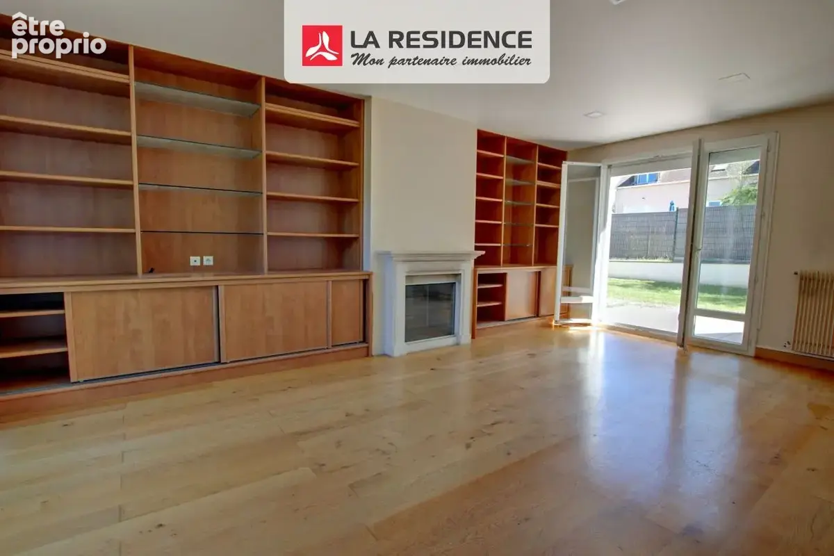 Maison 163 m² à Chevreuse  - photo 2