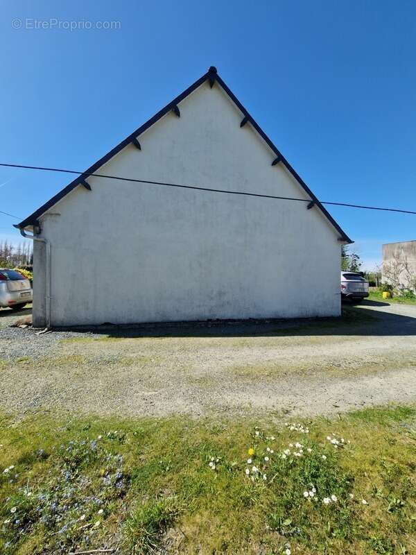 Maison à POMMERIT-LE-VICOMTE