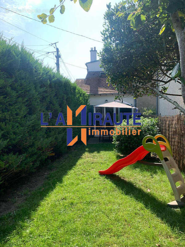 Maison à MAISONS-LAFFITTE