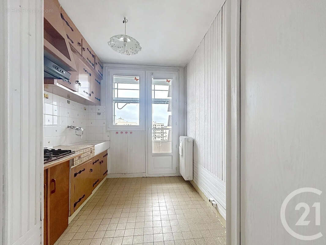 Appartement à MELUN