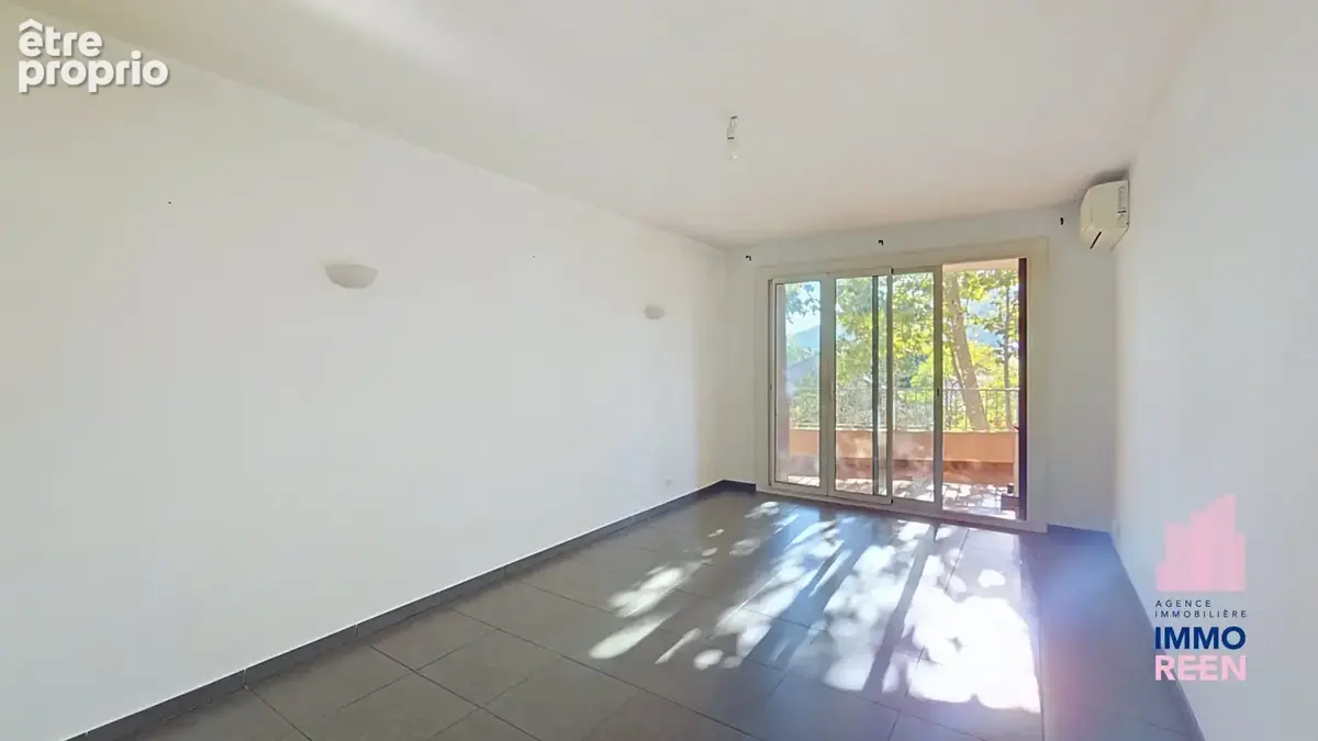 Appartement 3 pièces 66 m² à vendre à Cuers (83390) - photo 6