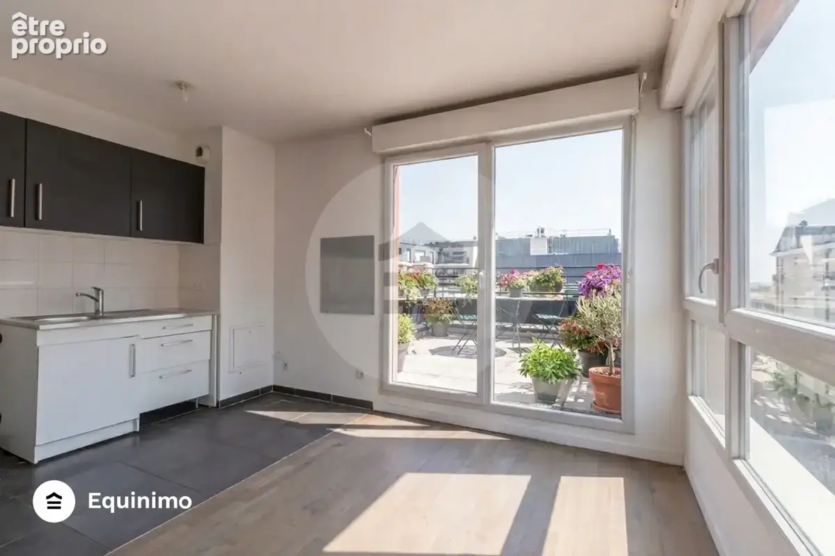 Appartement 3 pièces, 2 chambres en dernier étages avec terrasse. - photo 2