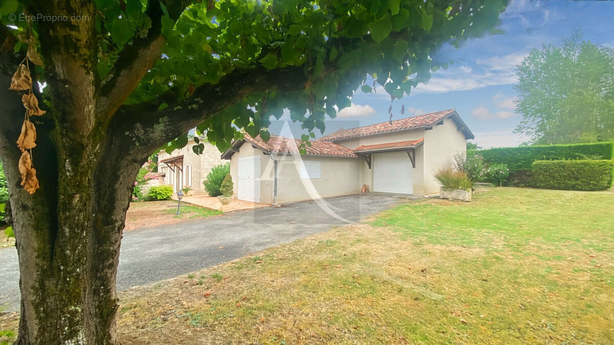 Maison en pierre de plain-pied - photo 17