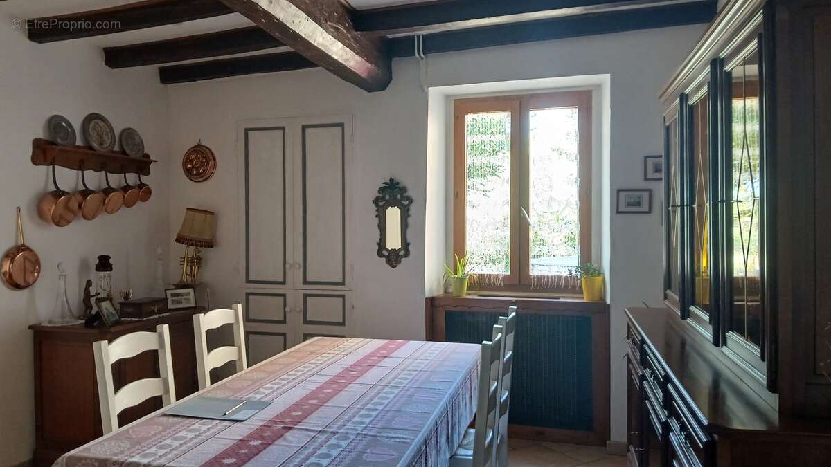 Maison 185 m² à Courgeac  - photo 18