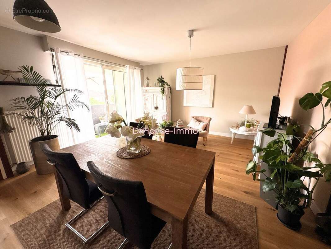 Appartement 67 m² à Reze  - photo 21