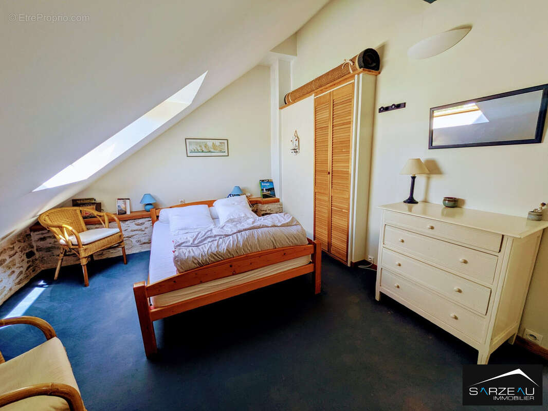 Maison à LE TOUR-DU-PARC