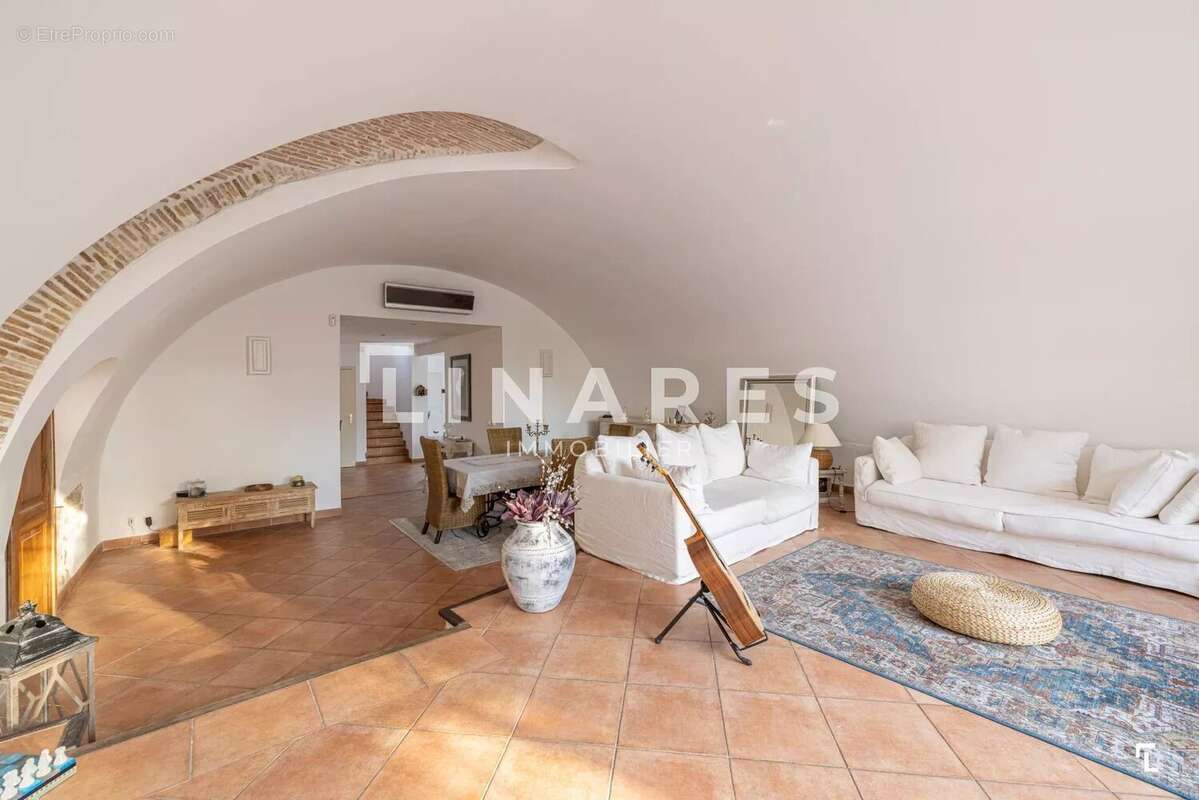 Maison à MARSEILLE-9E