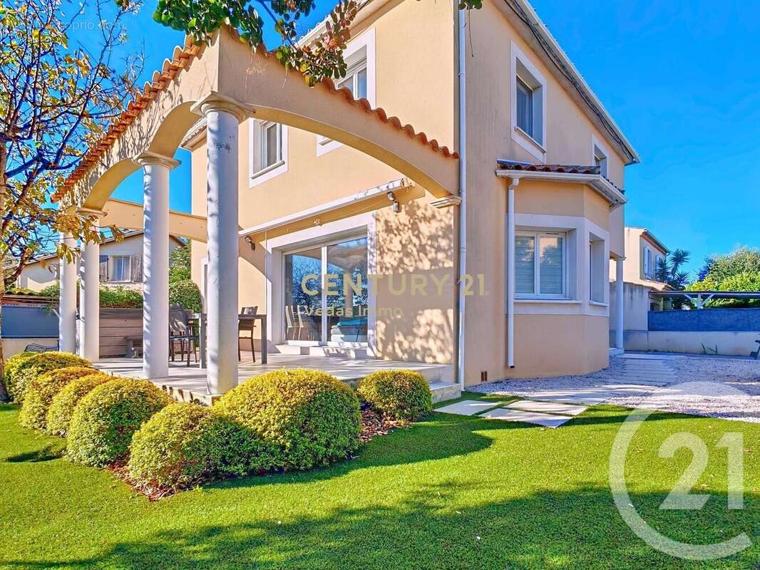 Maison à VILLENEUVE-LES-MAGUELONE