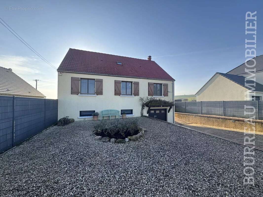Maison à BRION