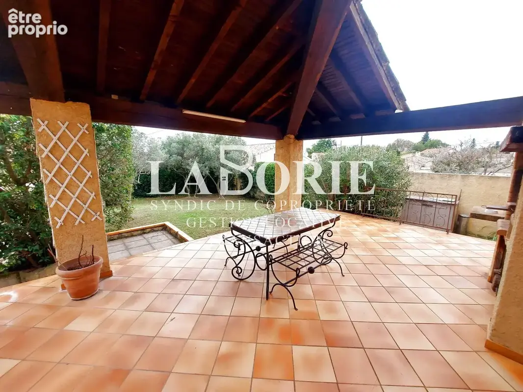 Grande villa à Sorgues : disposant d'un appartement indépendant - photo 4