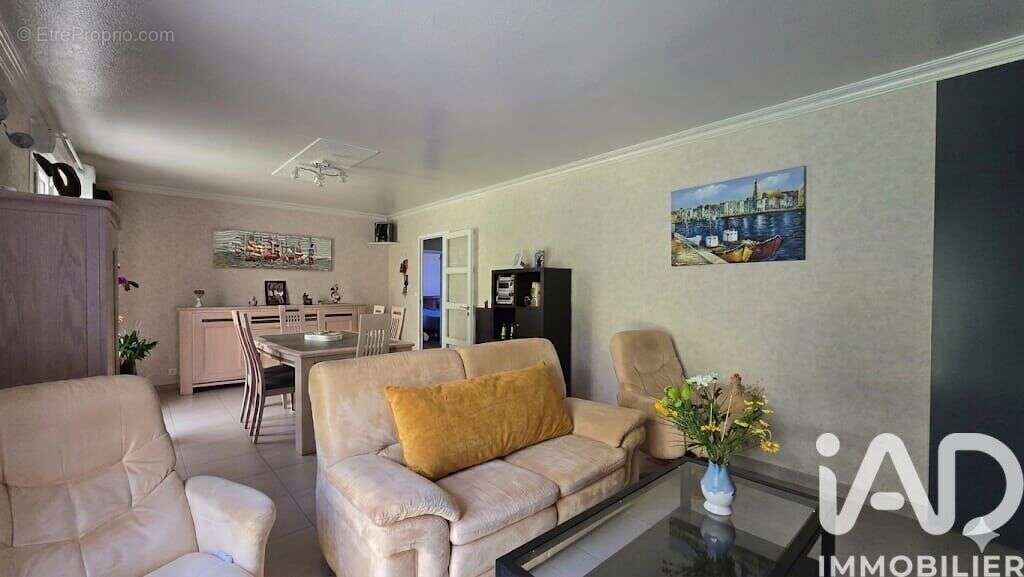 Photo 9 - Maison à GUENROUET