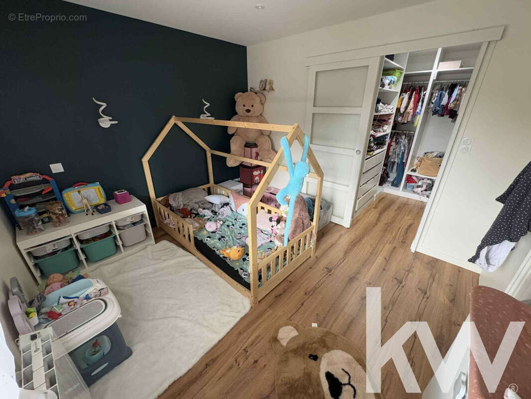 Maison 142 m² à Pont-Du-Chateau  - photo 9