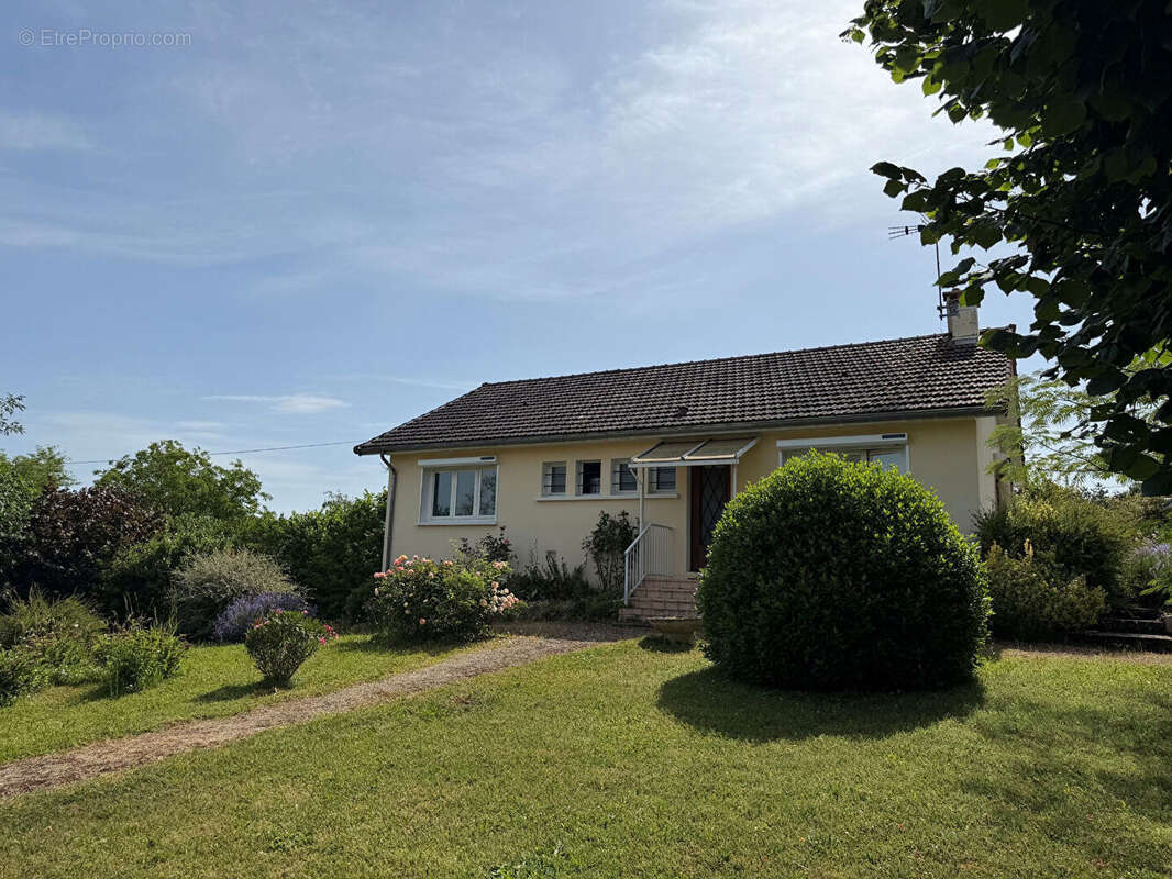 Maison à CHAGNY