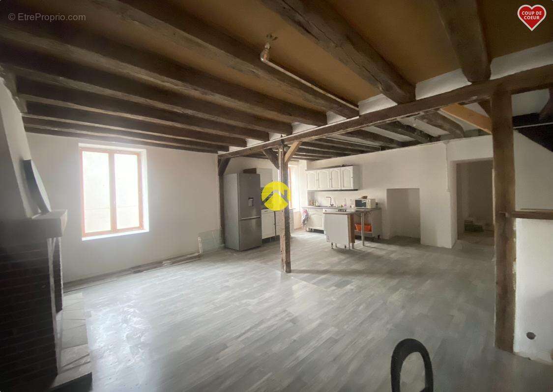 Immeublede 360 m² 3 appartements - photo 2