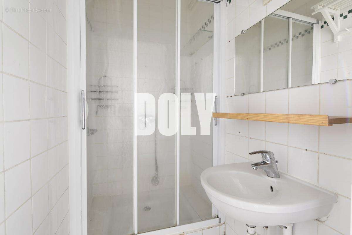 Appartement à PARIS-20E